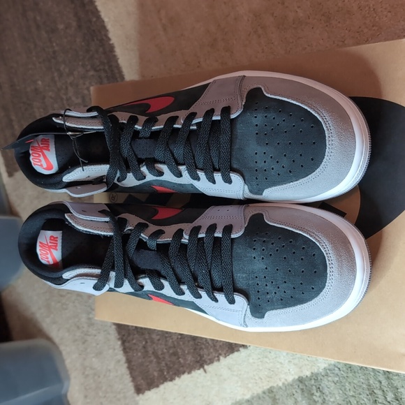 Air Jordan 1 High Zoom Air CMFT 2 Grey Fire Red DV1307-060 Size 10.5 - Picture 2 of 6